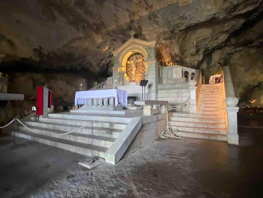 Tiny Liloumaca Coeur Ste Baume Villa Plan d'Aups Exterior foto